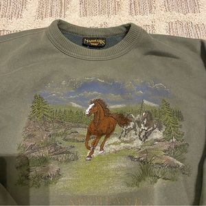 Embroidered horse crew neck